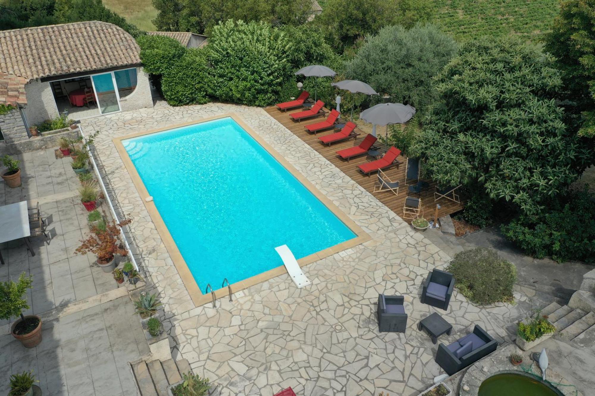 Le Domaine Du Soulier -Gite Et Chambres D'Hotes - La Maison Du Gardien Tornac Bagian luar foto
