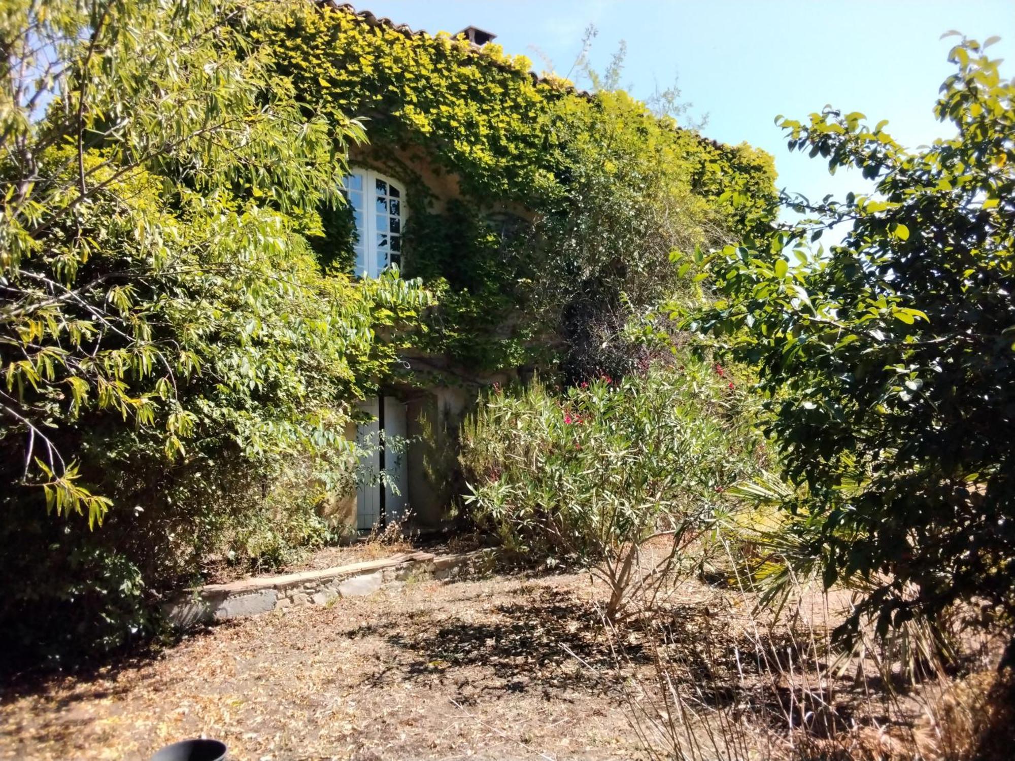 Le Domaine Du Soulier -Gite Et Chambres D'Hotes - La Maison Du Gardien Tornac Bagian luar foto